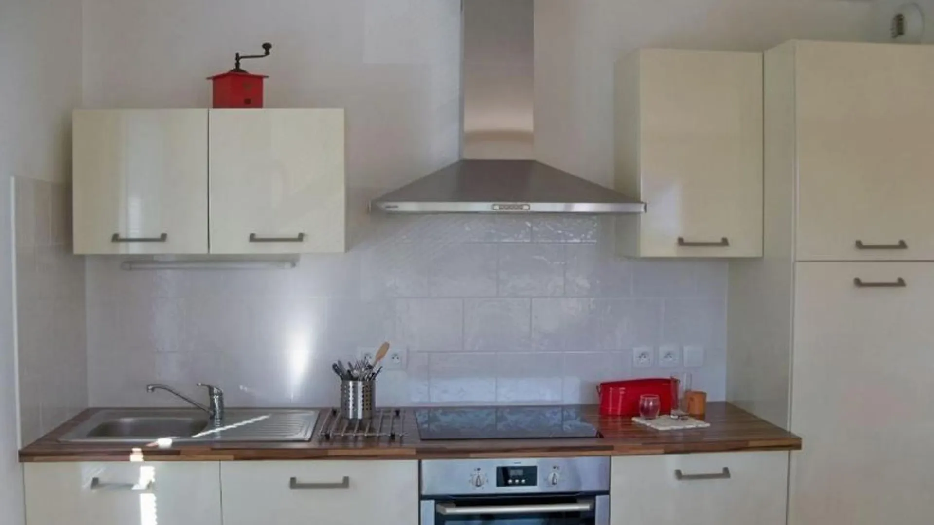 Ref 304 - Ploemeur Lomener Type 3 Avec Balcon, Ascenseur Et Parking Proche Toutes Commodites 아파트